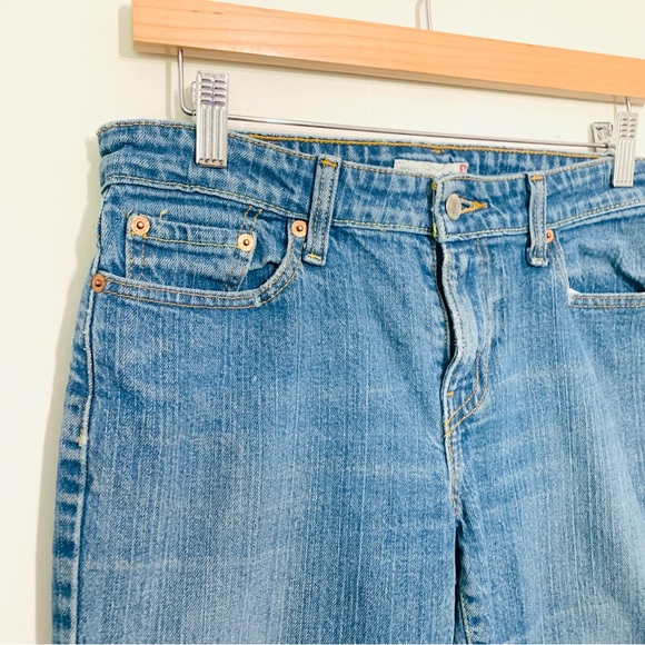 Levi’s Women’s 515 Boot Cut Jeans Size 8 Medium Wash Mid Rise - Picture 2 of 15
